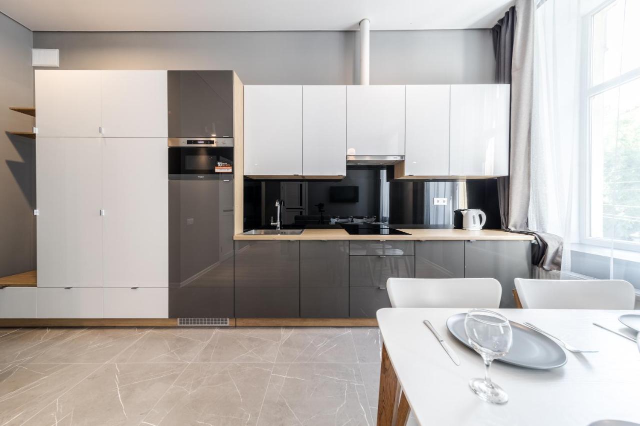 Inshiapartments On Popovycha Str 2 Lviv Bagian luar foto